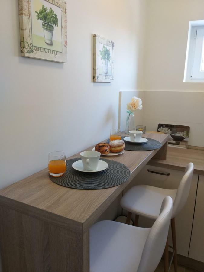 Apartman Luka Pula Exterior foto